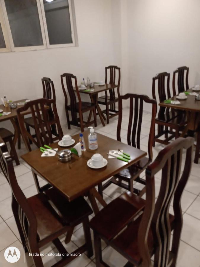 Hotel Pousada Da Praca จาบัวเทา โดส กัวราราเปส ภายนอก รูปภาพ