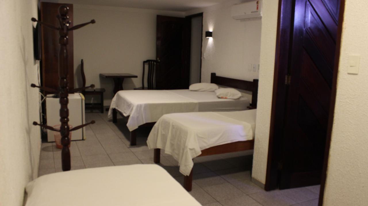 Hotel Pousada Da Praca จาบัวเทา โดส กัวราราเปส ภายนอก รูปภาพ